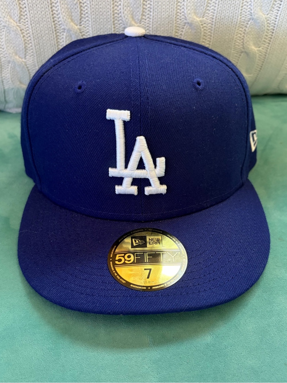New Era LA Dodgers Royal Blue Fitted Hat with White Logo - size 7 - NWT
